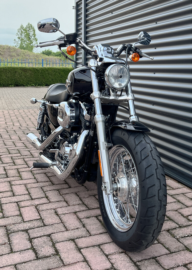 *Sportster XLH 1200 Custom 2013