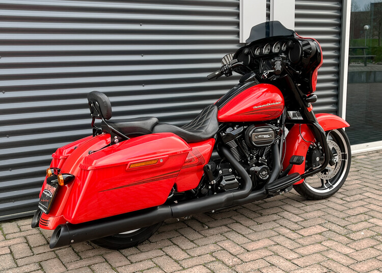 *Street Glide special uit 2017 FLHXS 