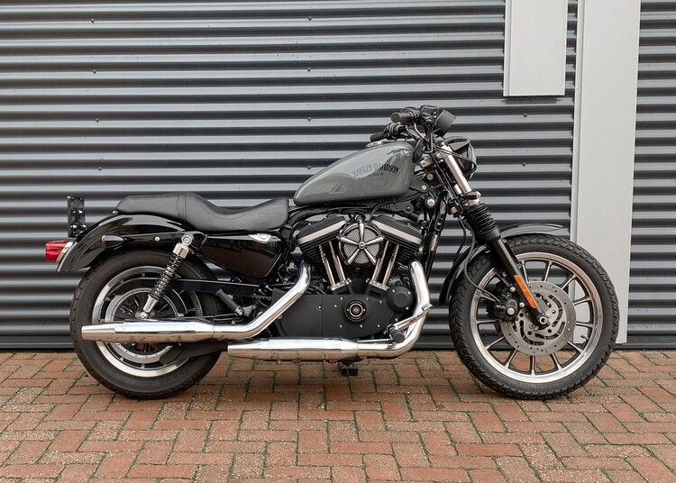 *Sportster XL 883 R 2008