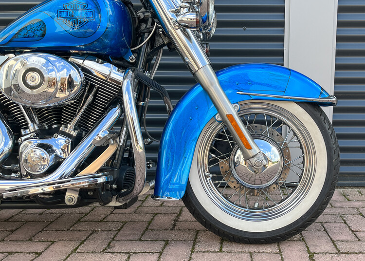 *Heritage softail classic 2003 flstc
