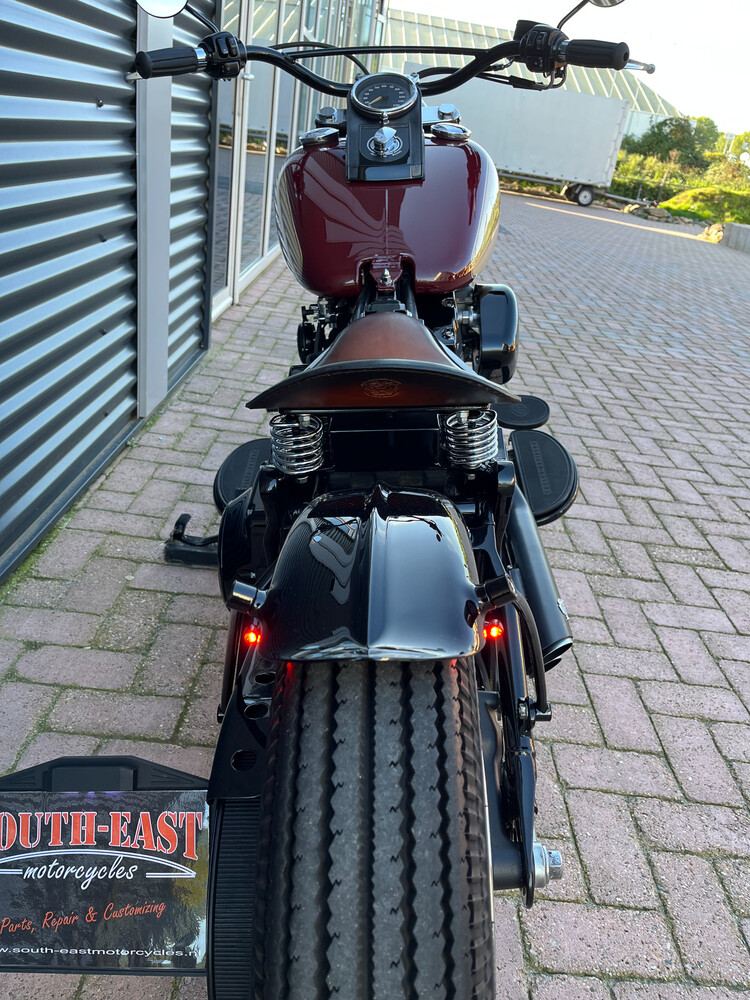 *Fatboy 2000 'Burgundy Bobber'