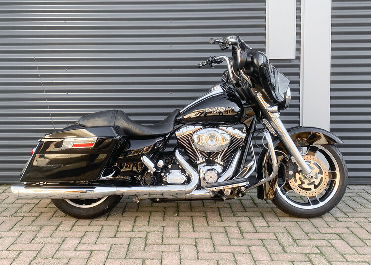 *Street Glide 2013 FLHX