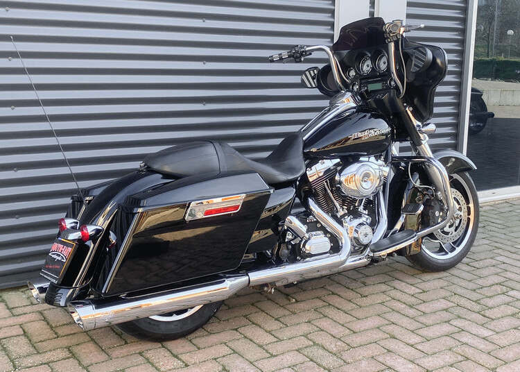 *Street Glide 2013 FLHX