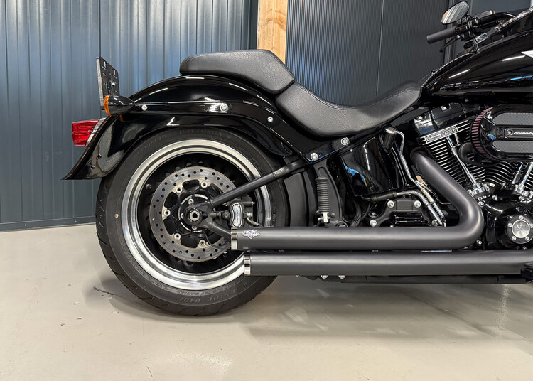 *FLSTF S Fatboy S 1800 2016