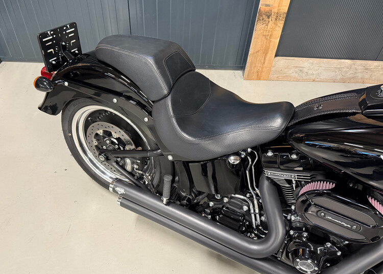 *FLSTF S Fatboy S 1800 2016