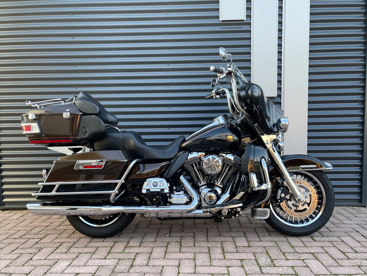 *Electra Glide Ultra Limited 2013 FLHTCU