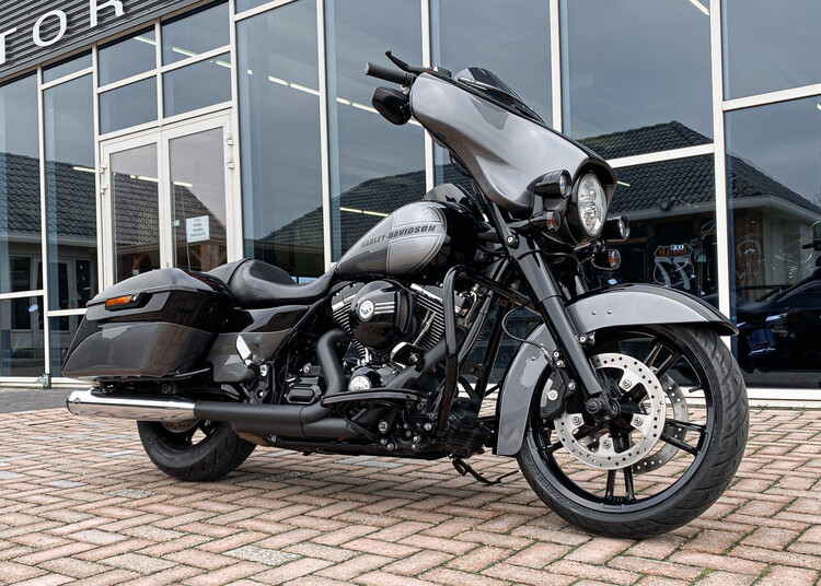 Street Glide Special Custom 