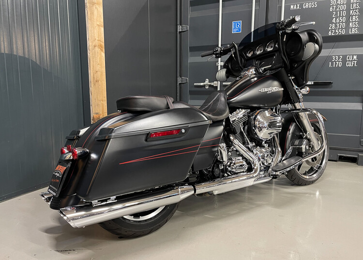 *FLHXS Street Glide 2016 Special