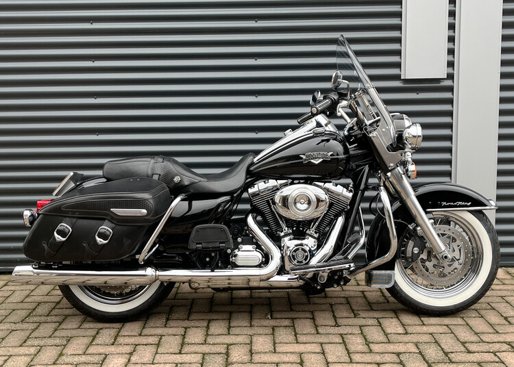 *Road King Classic 2013 FLHRC