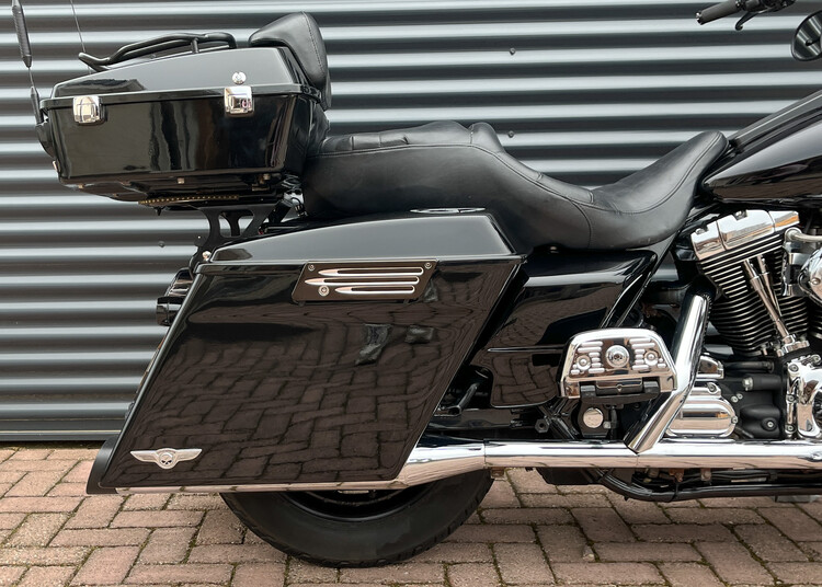 *Electra Glide Classic 2000