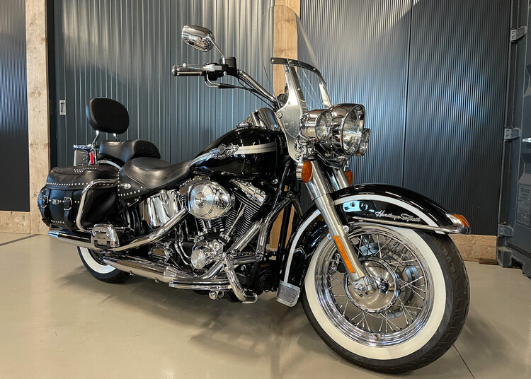 *FLSTC Heritage Softail Classic 2003