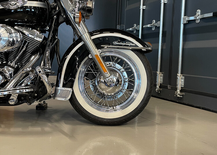*FLSTC Heritage Softail Classic 2003