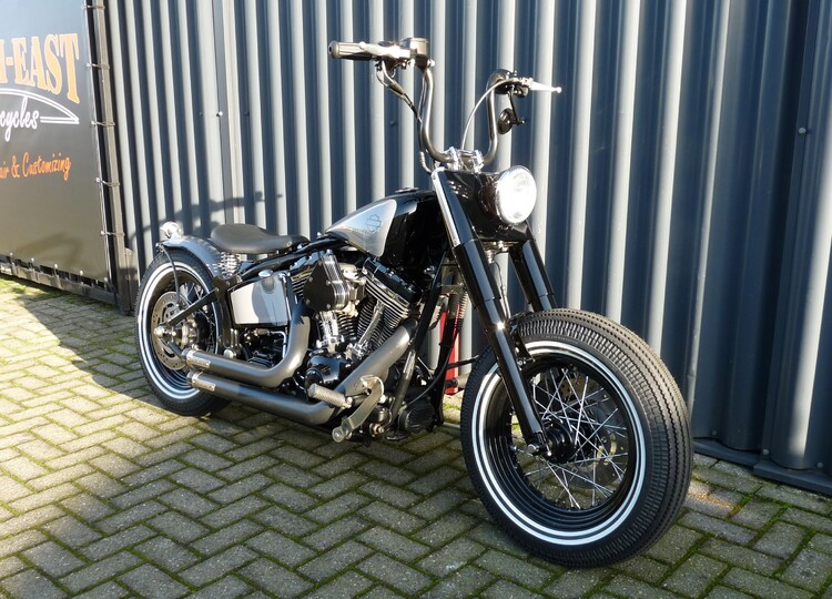 Nardo Grey Bobber 2004