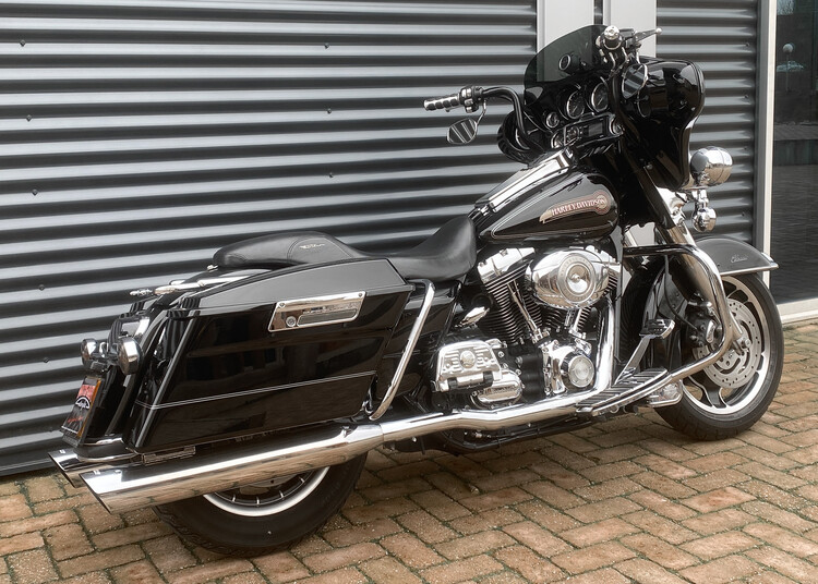 *Electra Glide 2007 FLHTC