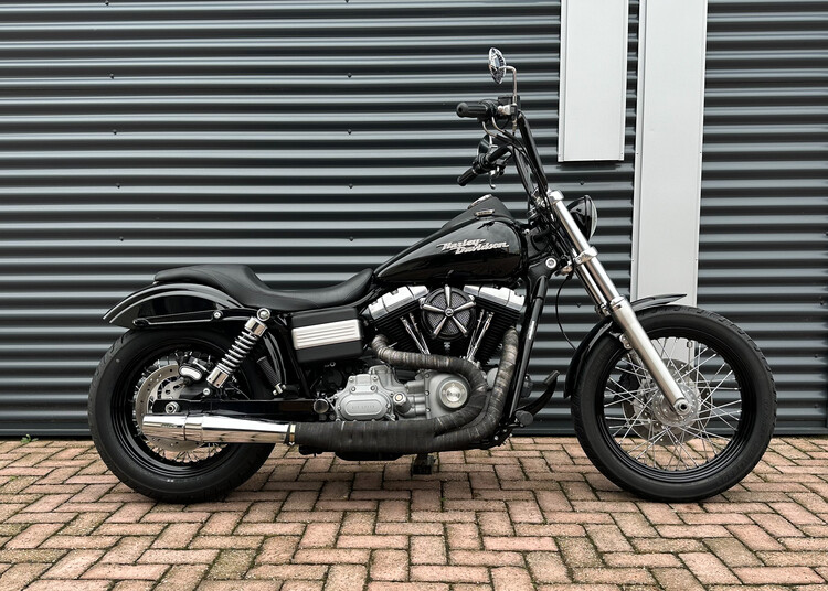 *Dyna Streetbob FXDB 96CI 2009