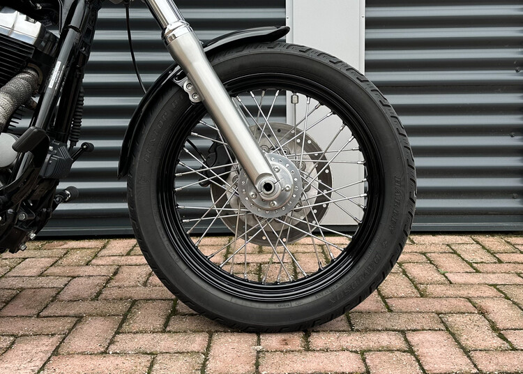 *Dyna Streetbob FXDB 96CI 2009