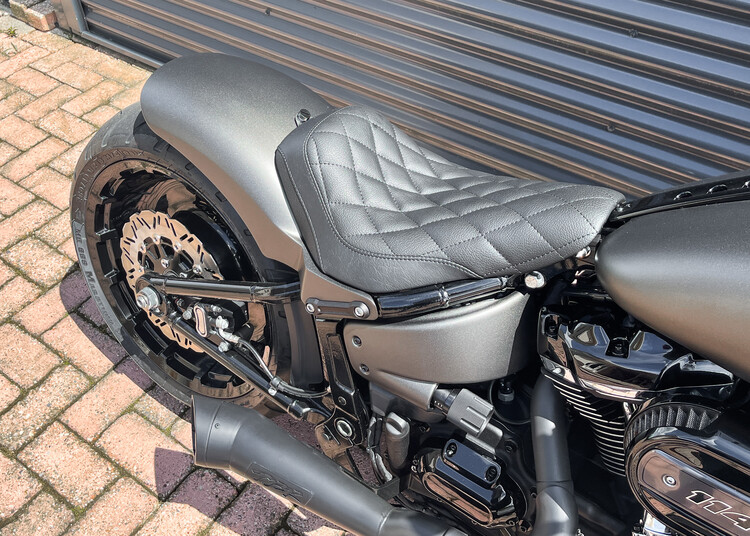 *Fatboy Custom FLFB 2020 'Night Beast'