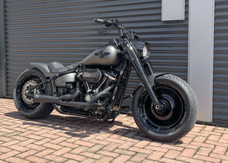 *Fatboy Custom FLFB 2020 'Night Beast'