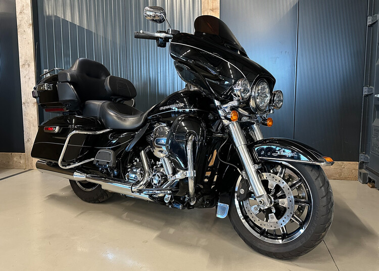 *FLHTCU Electra glide ultra classic limited 2016