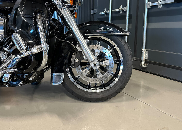 *FLHTCU Electra glide ultra classic limited 2016