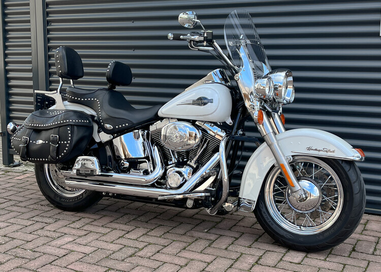 Heritage softail classic 2006 FLSTC