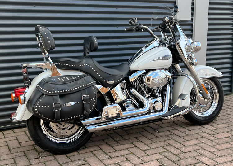 Heritage softail classic 2006 FLSTC