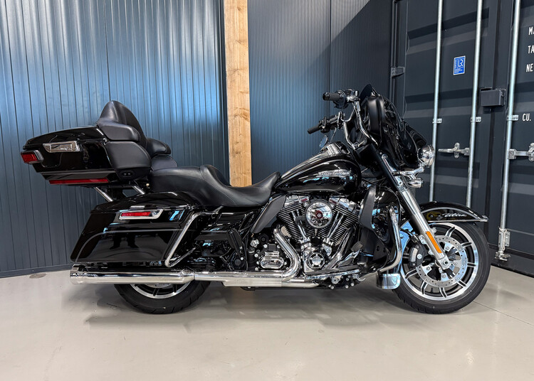 FLHTCU Electra Glide Ultra Classic 2015
