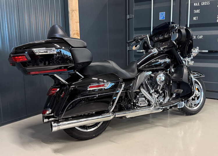 FLHTCU Electra Glide Ultra Classic 2015