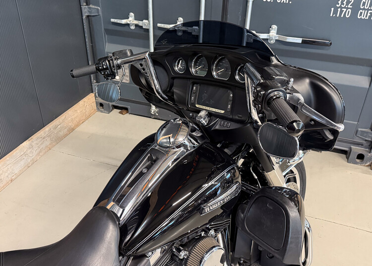 FLHTCU Electra Glide Ultra Classic 2015