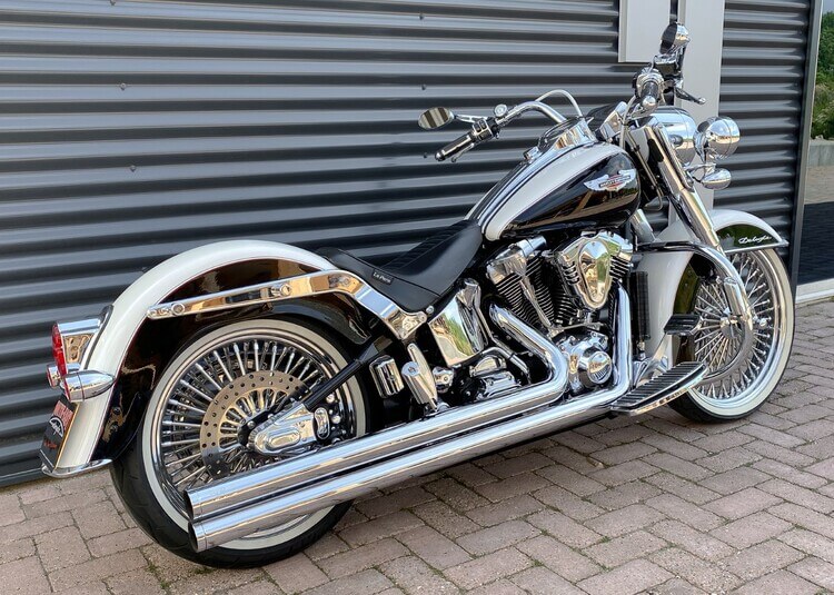 *Softail Deluxe 2006 FLSTN 