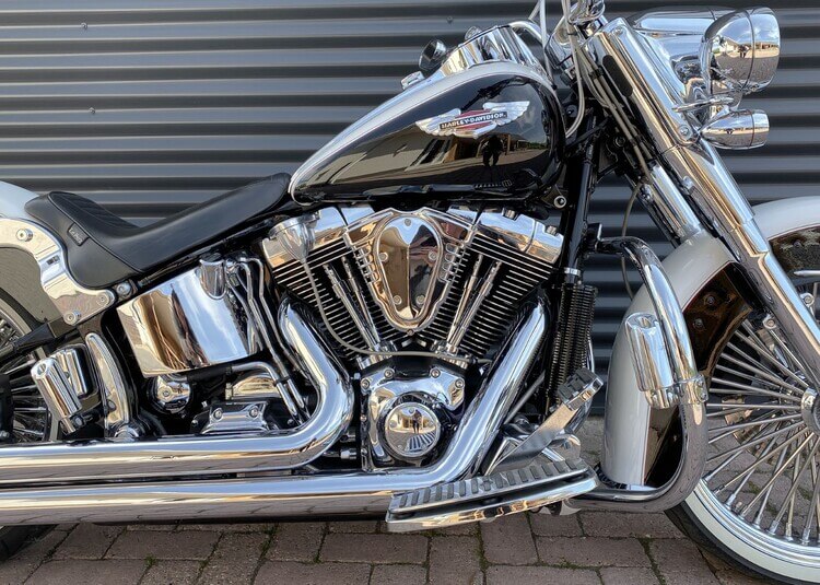 *Softail Deluxe 2006 FLSTN 