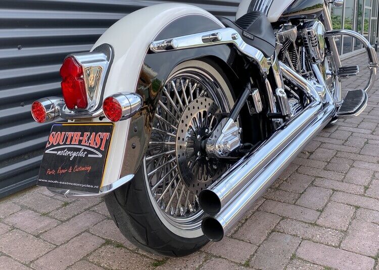 *Softail Deluxe 2006 FLSTN 