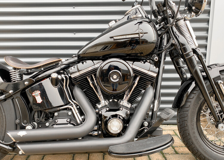 *Crossbone 2008 FXSTSB Custom