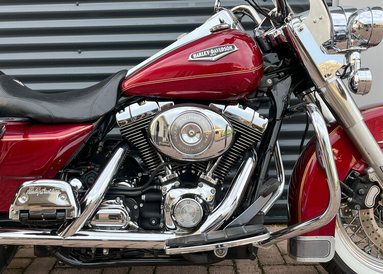 Road King FLHRCI 2005