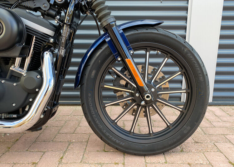 *Sportster Iron 2012 XL 883 N 