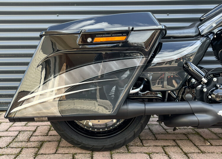 *Street Glide 2011 FLHX