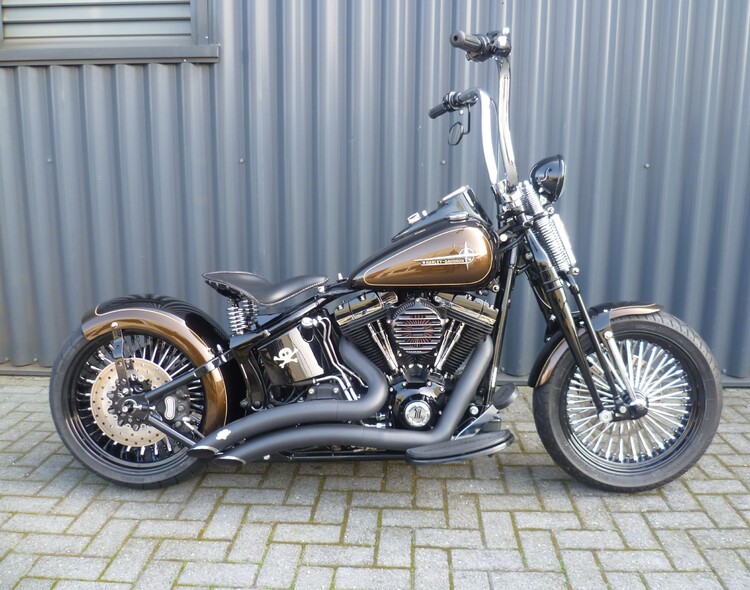 CROSSBONE BOBBER