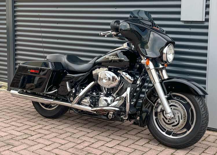 *Street Glide 2006 FLHX