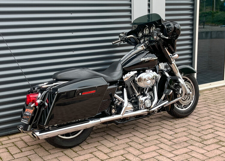 *Street Glide 2006 FLHX