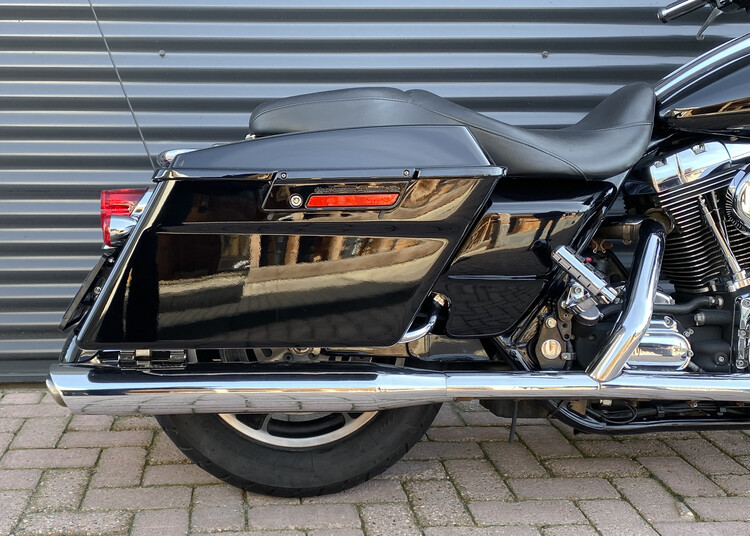 *Street Glide FLHX 2006