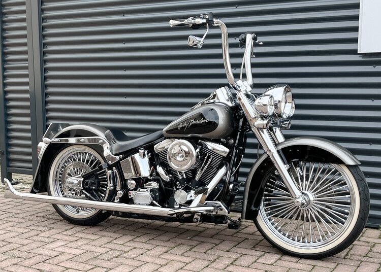 *Heritage Softail Classic 1996