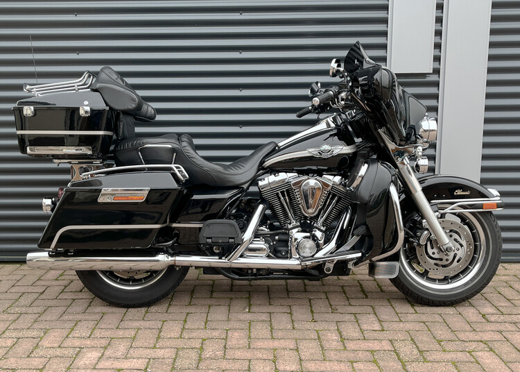 *Electra Glide Ultra Classic 2003 Anniversary