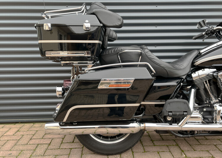 *Electra Glide Ultra Classic 2003 Anniversary