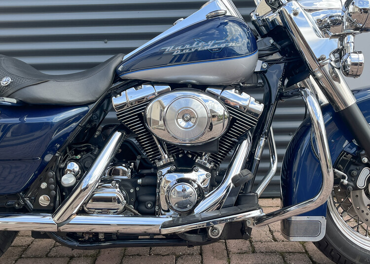 *Road King Classic FLHRCI 2000