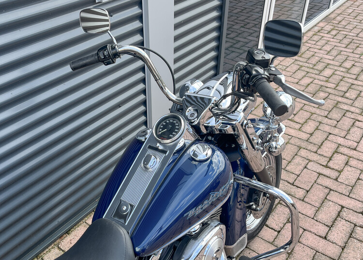 *Road King Classic FLHRCI 2000