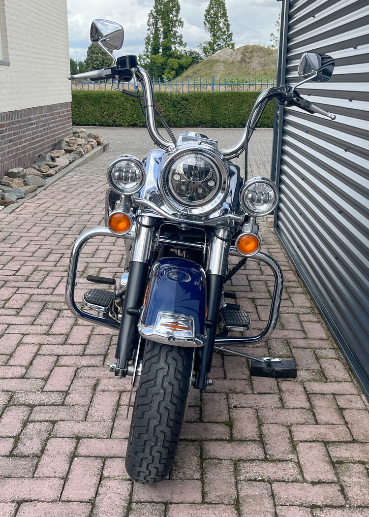 *Road King Classic FLHRCI 2000