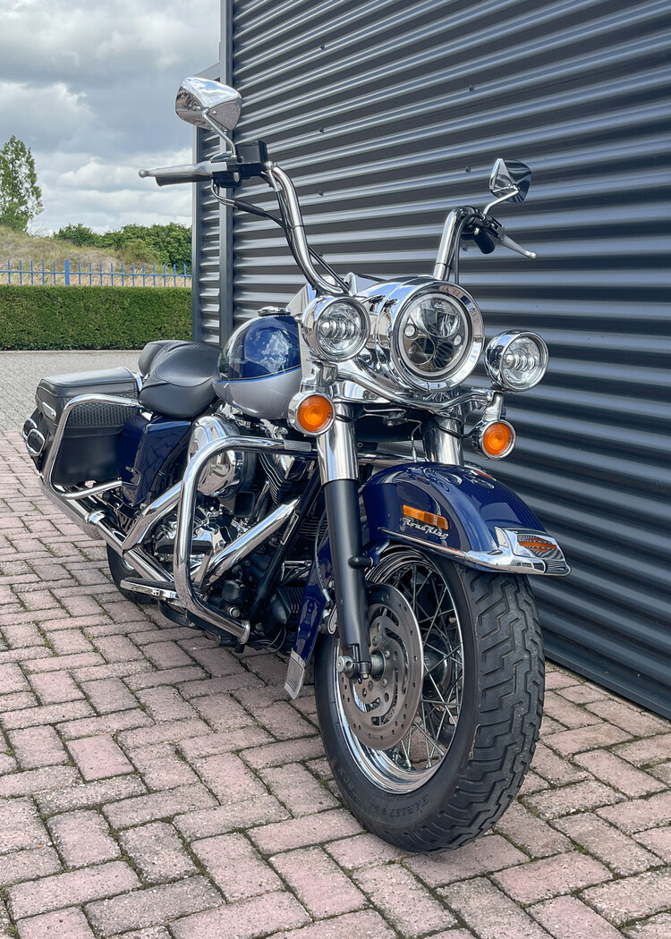 *Road King Classic FLHRCI 2000
