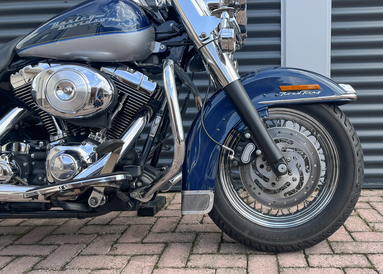 *Road King Classic FLHRCI 2000
