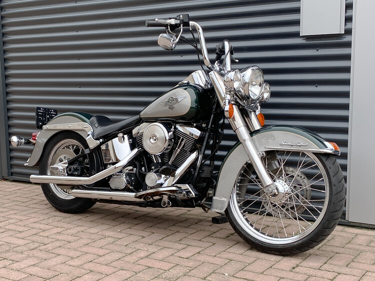 *Heritage softail Nostalgia 1996