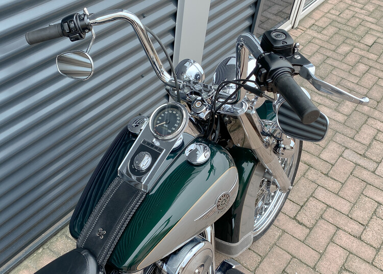 *Heritage softail Nostalgia 1996